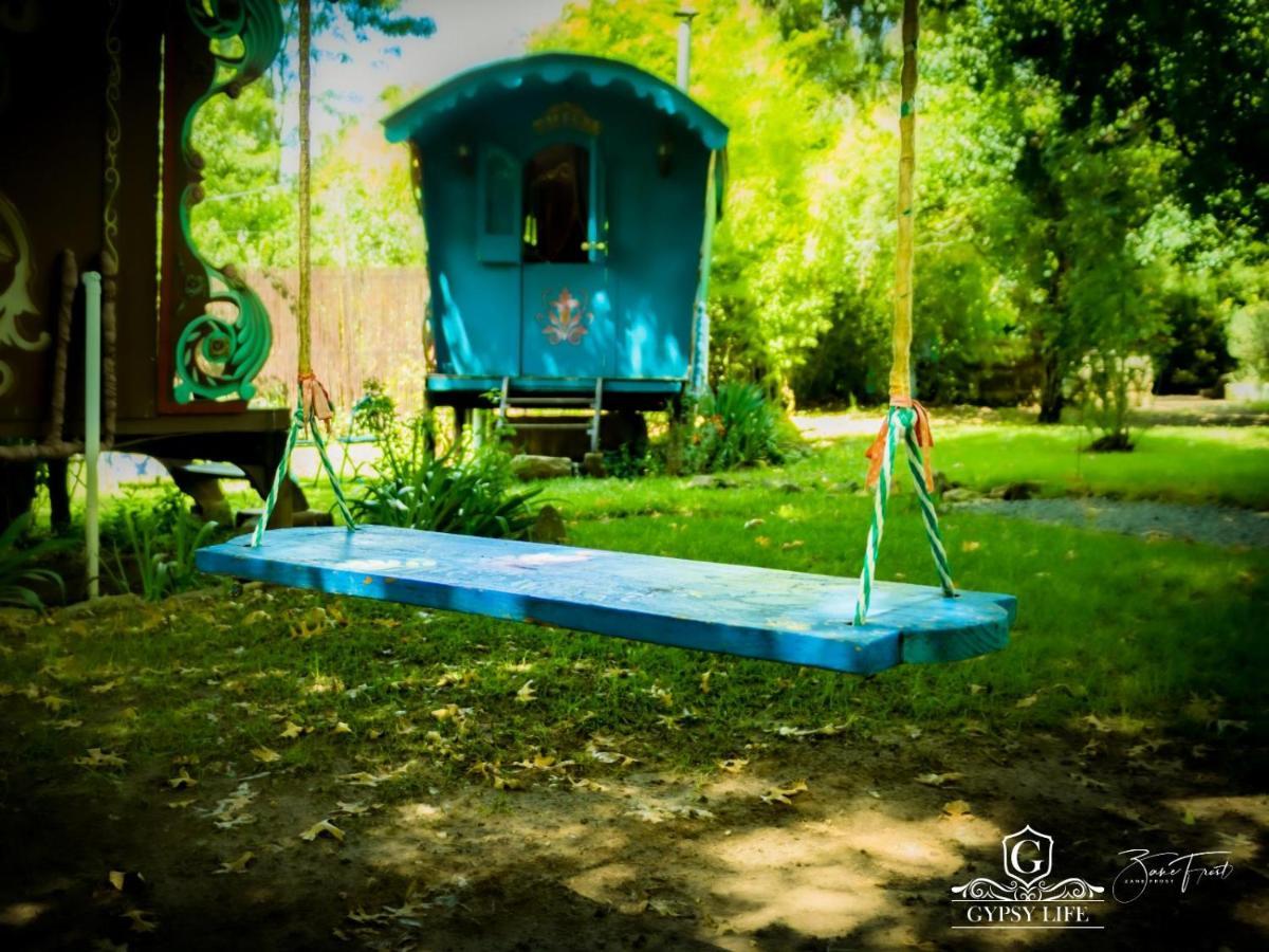 Gypsy Wagons And Vans, Clarens Eksteriør billede