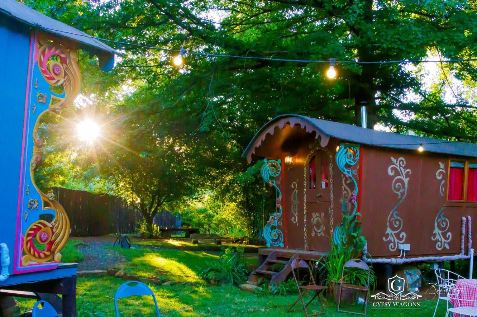 Gypsy Wagons And Vans, Clarens Eksteriør billede